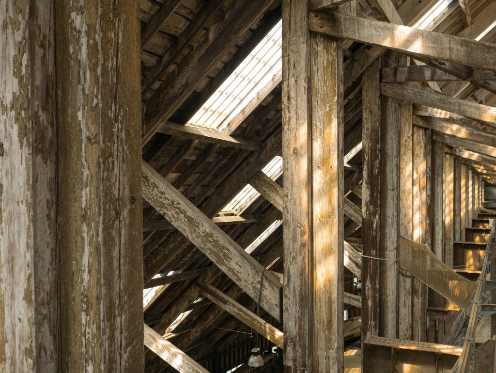 Waarom kiezen voor houtskeletbouw voor uw nieuwbouw Build M.E. houtskeletbouw project met houten draagstructuur voor duurzame en efficiënte nieuwbouw